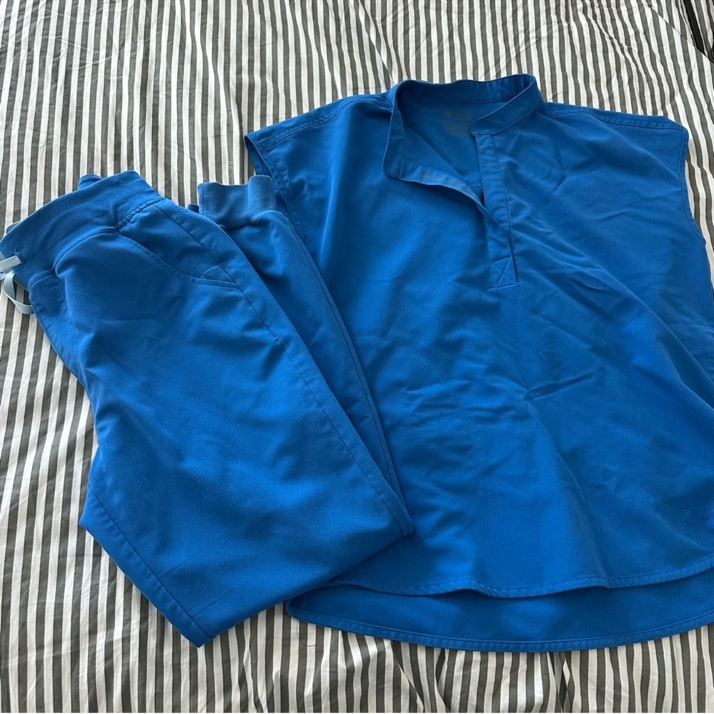 Figs Vibrant Blue Medical Scrub Set